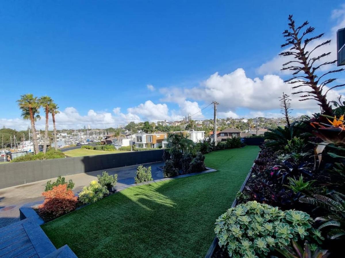 Fabulous Castor Bay 1 Bedroom With Views And Skytv Auckland Eksteriør bilde